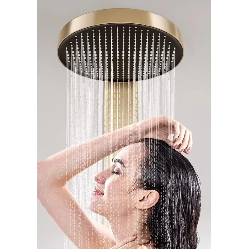 Pirinç Yağmur Duş Paneli Seti  - Spa & Wellness Zámeček Petrovice incelemesi ve fiyatı